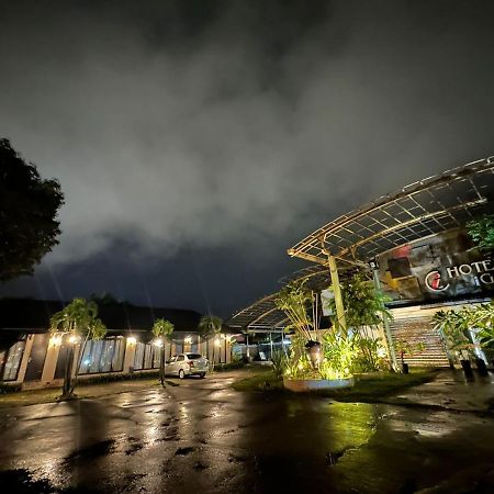 I Garden Hotel Іпох Екстер'єр фото