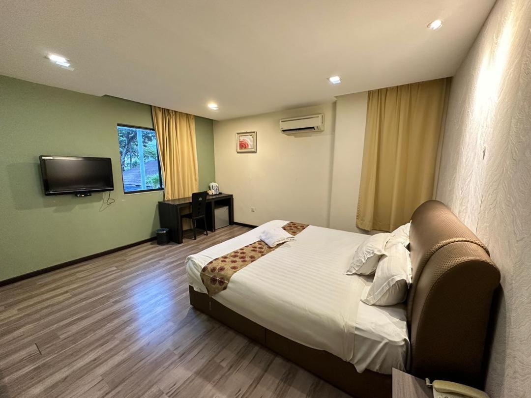 I Garden Hotel Іпох Екстер'єр фото