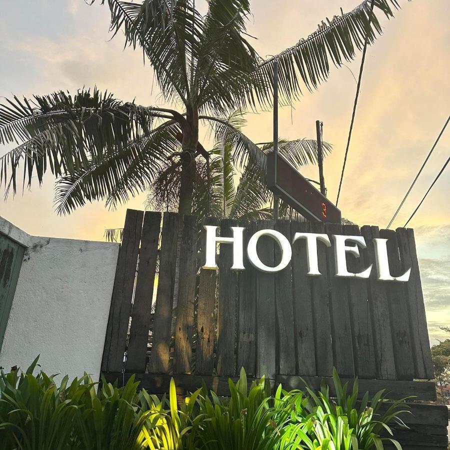 I Garden Hotel Іпох Екстер'єр фото
